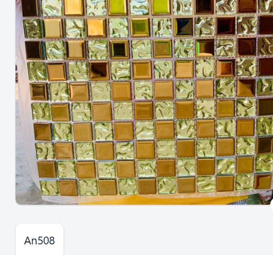 Gach mosaic thủy tinh mix màu vàng