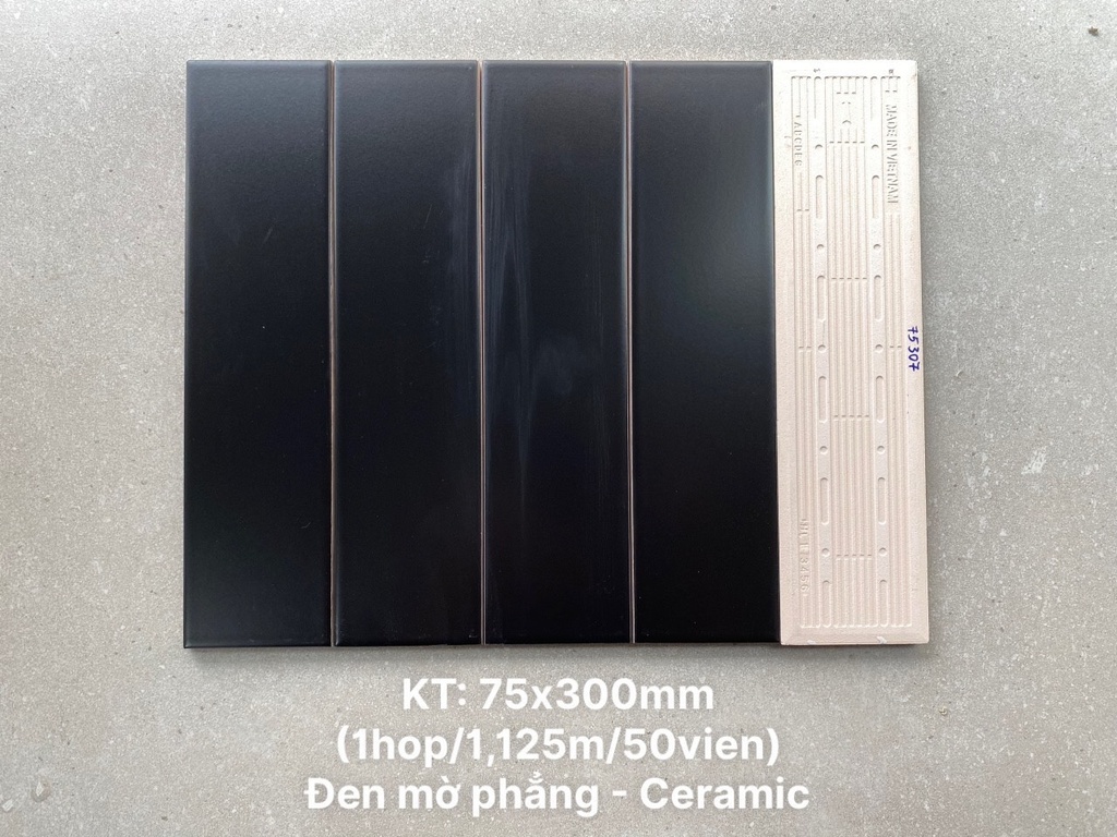 Gạch thẻ 75x300mm đen mờ phẳng hàng loại 1 mã STA75307M