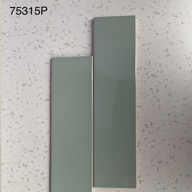 Gạch thẻ xanh mint 75x300mm loại 1 75315P