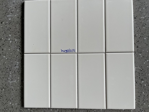 [IV0306M/75151M] Gạch thẻ VN KT 75x150mm màu be mờ phẳng